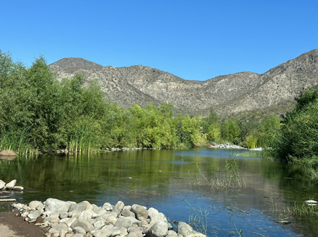 Cruce de agua en San José de Magdalena